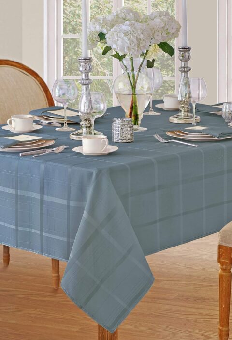 Easy and inexpensive tablecloth curtains